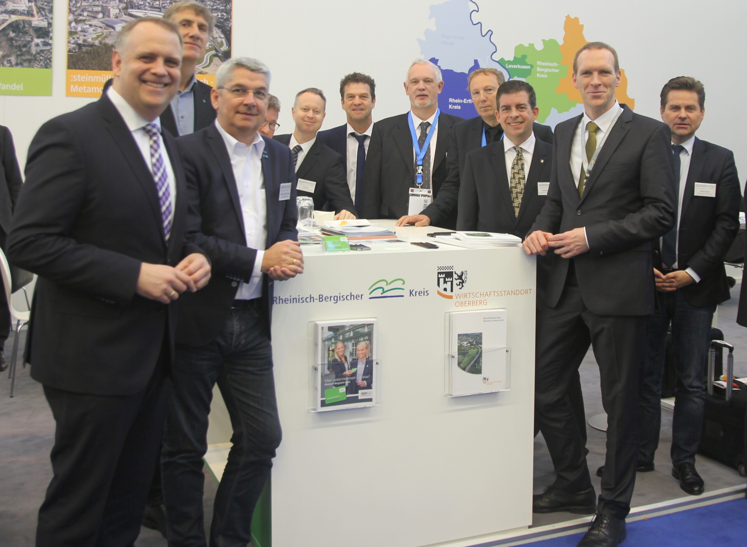 Bürgermeister und Technischer Beigeordneter auf der EXPO REAL in München. Bürgermeister und Technischer Beigeordneter auf der EXPO REAL in München.