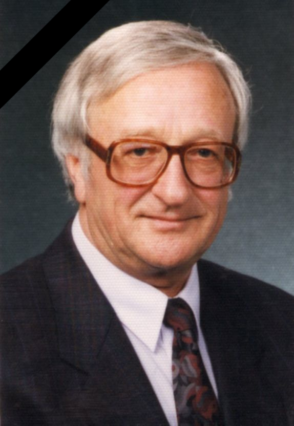 Dr. Hansjochen Kochheim Dr. Hansjochen Kochheim